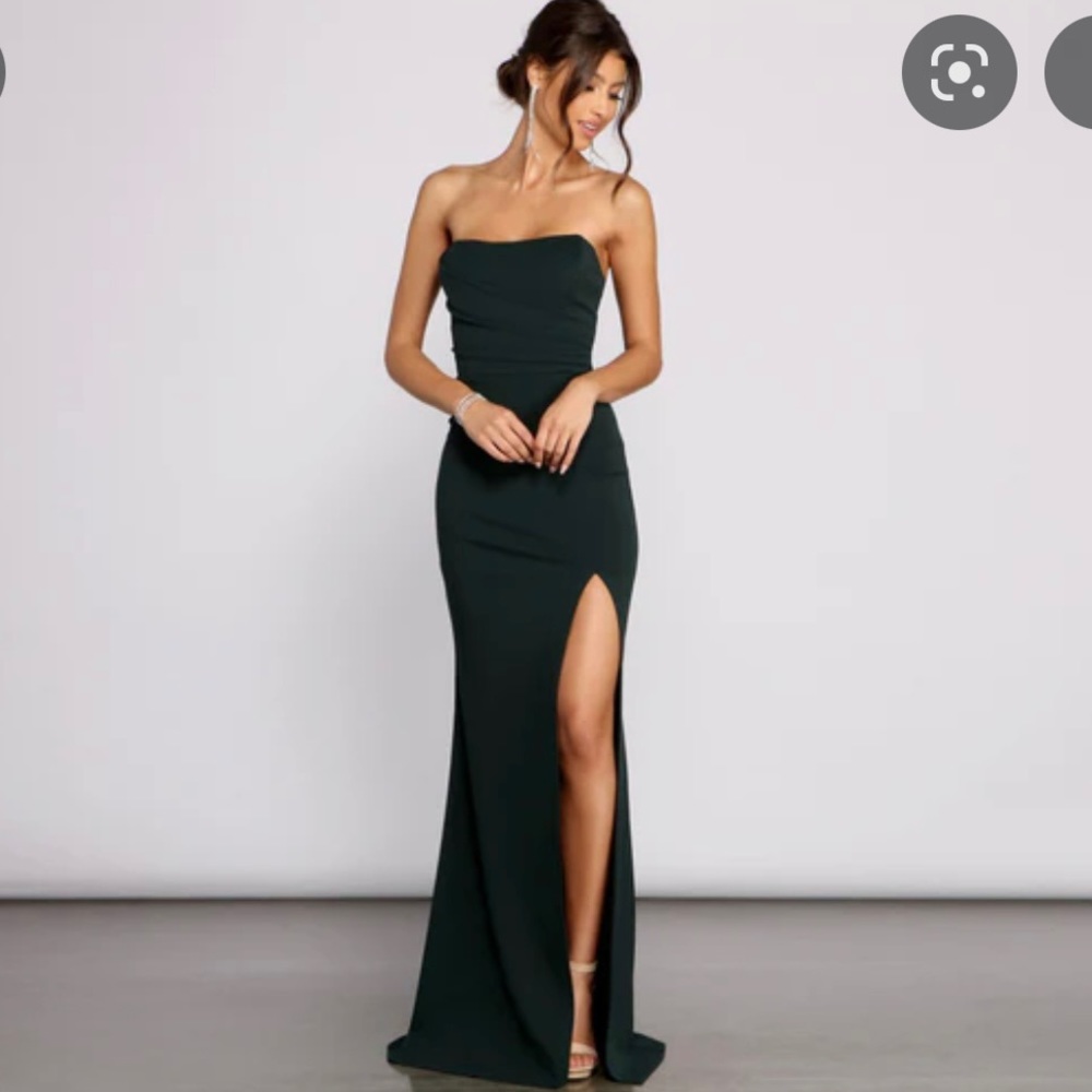 Windsor formal dress - Picture 2 of 4